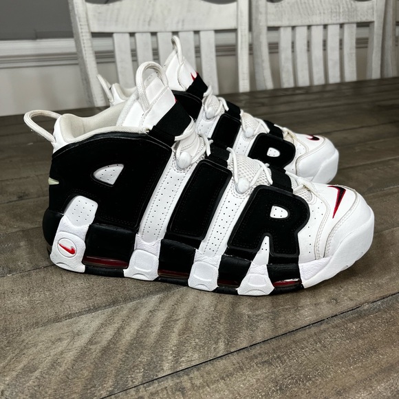 scottie pippen uptempo black and white